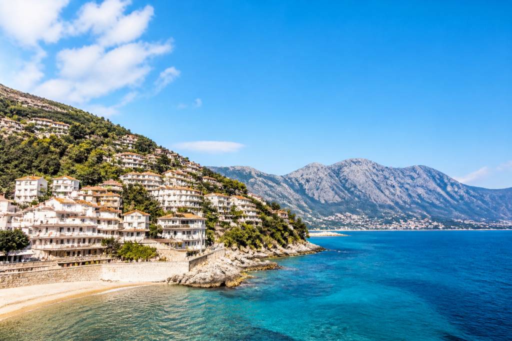 Albania posti belli: le destinazioni da visitare tra mare, natura e borghi storici